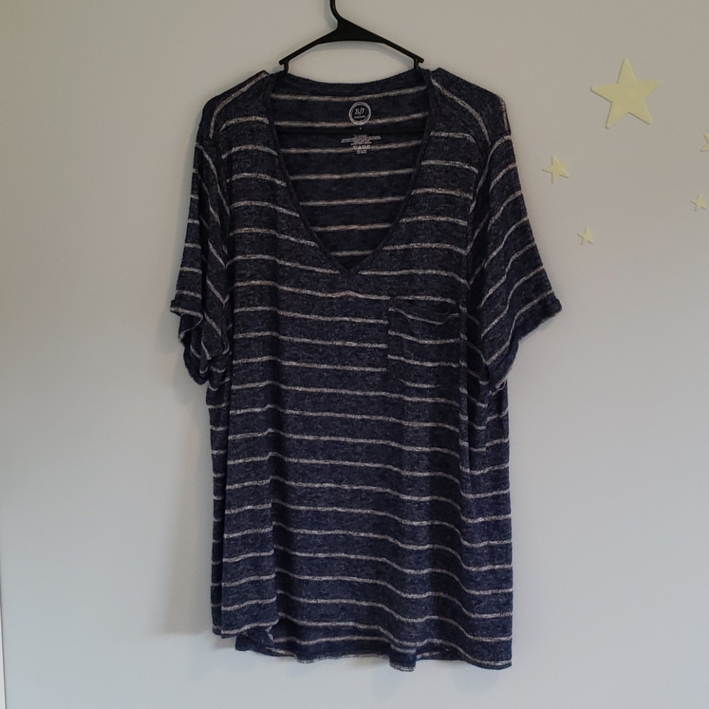 Maurices 24/7 short sleeve pocket shirt